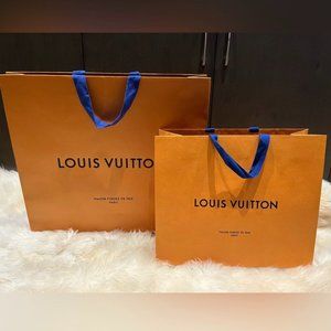 Set of 2 Louis Vuitton Large and medium shopping bags Authentic